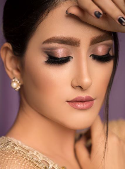 Bridal makeup detail work by Rajasree Paul for a Barasat wedding
